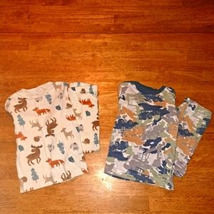 2 pair of Carter's pajamas. Like new sz 2T